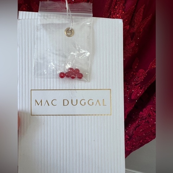 MAC DUGGAL EMBELLISHED PLUNGE NECK ILLUSION MERMAID GOWN RED GOWN SIZE 16 - Picture 14 of 16